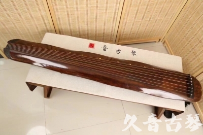 金普新区●久音古琴  ●今日推荐  20240420【收藏级断纹小蕉叶】