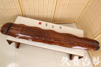 金普新区●久音古琴  ●今日推荐20240831  【断纹蕉叶】